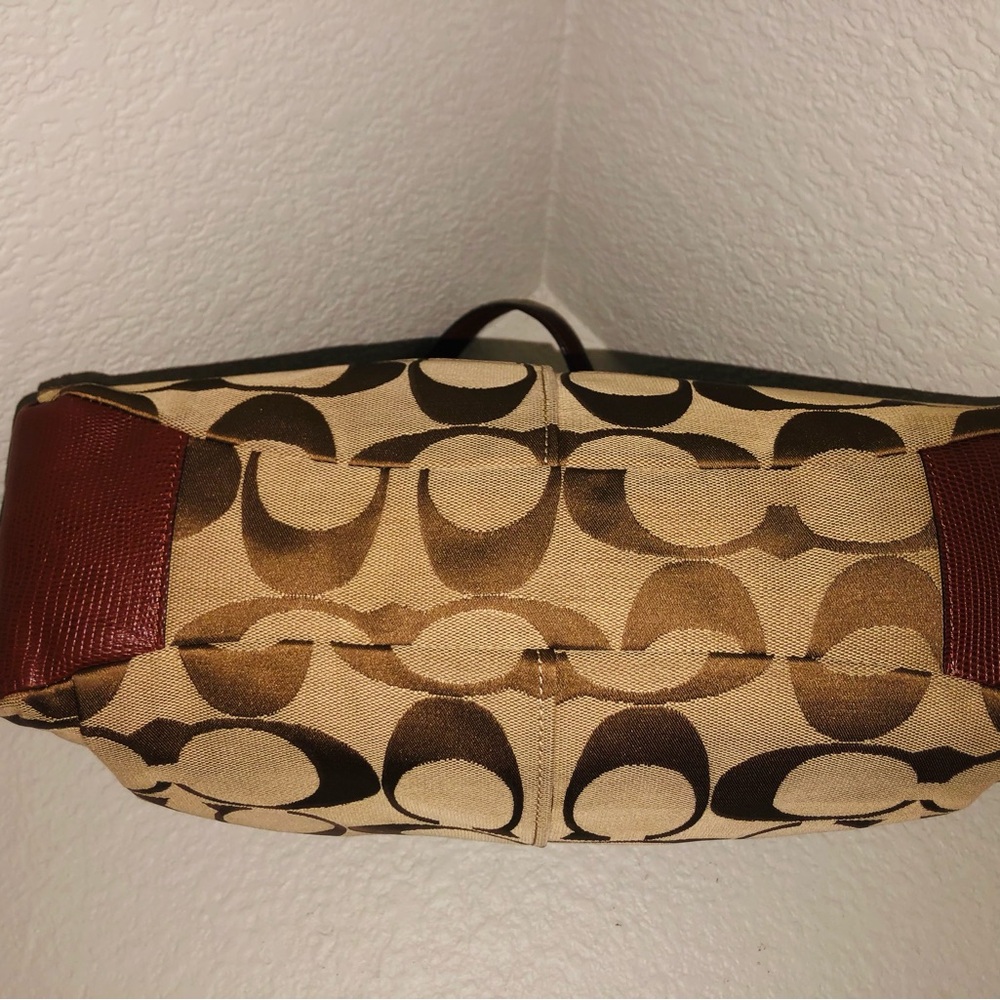 Coach Y2k Chelsea Jaden Signature Canvas Tote with Brown Leather Trim - Picture 6 of 17